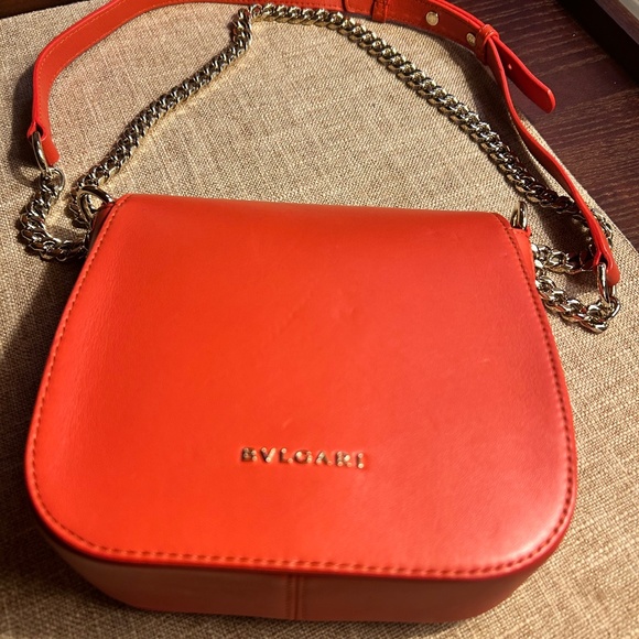 Bvlgari Divas Dream Flap Cover Chain Cross Bag - Picture 7 of 16